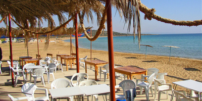 Кіпр в аеропортах безкоштовно перевірятиме туристів на COVID-19
