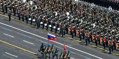 Путін попри пандемію COVID-19 проводить парад у Москві: фото, відео