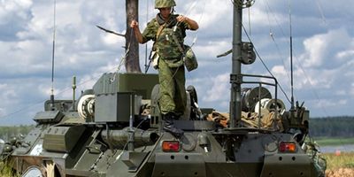 Війська військового округу Росії на кордоні з Україною в повному складі вивели на полігони