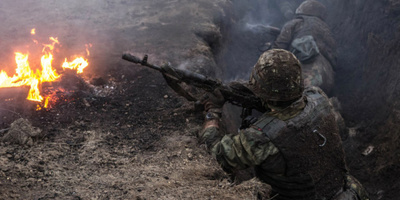 Двоє українських військових підірвались на невідомому пристрої біля Пісків