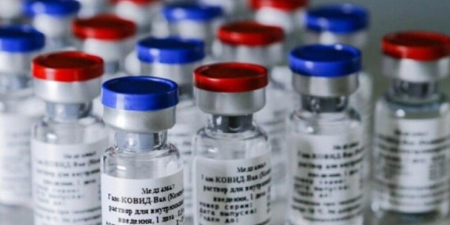 Угорщина стала першою країною ЄС, яка почала вакцинацію російським «Супутником»