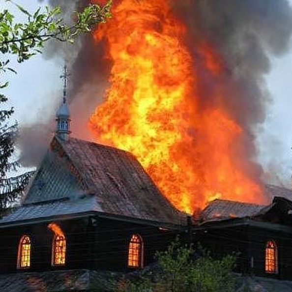 На Одещині згорів дерев'яний храм
