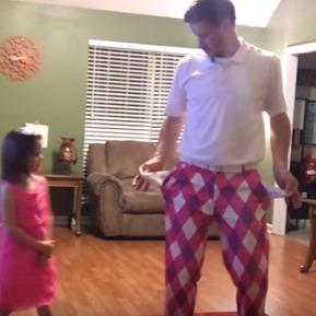 Танцювальний дует тата і дочки став хітом соцмереж (відео)