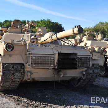 На перекинутих до Європи американських танках змінюють камуфляж на «лісовий»