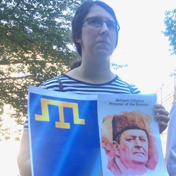 У Празі жителі вийшли на мітинг в підтримку захисту прав кримськотатарського народу