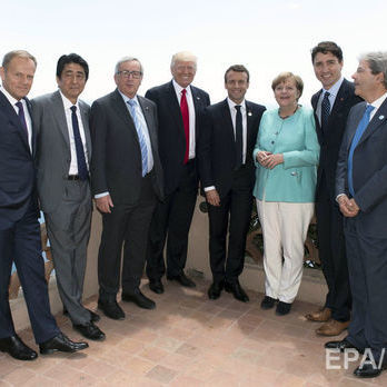 Трамп не захотів іти пішки разом з іншими лідерами G7 до місця спільного фото