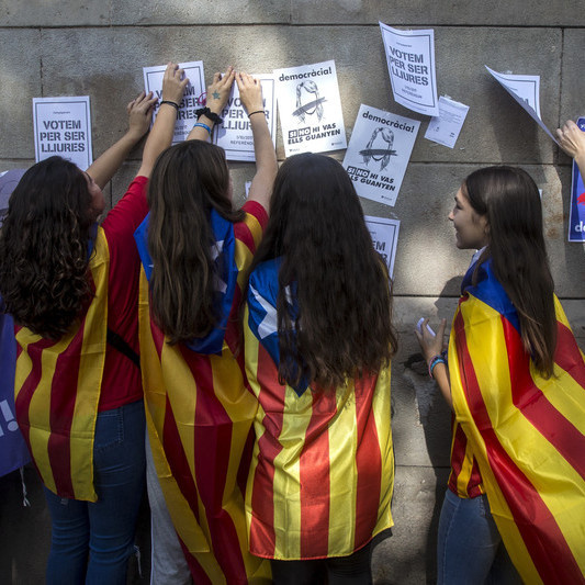Боротьба за незалежність Каталонії: активісти блокують рух поїздів