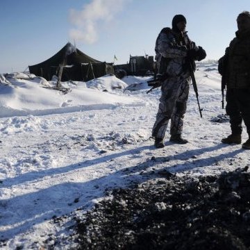 «Новорічне перемир'я»: бойовики обстріляли сили АТО під Авдіївкою й Луганським