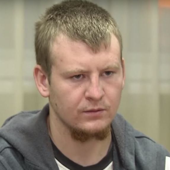 Полоненого на Луганщині російського військового Віктора Агеєва засудили до 10 років позбавлення волі