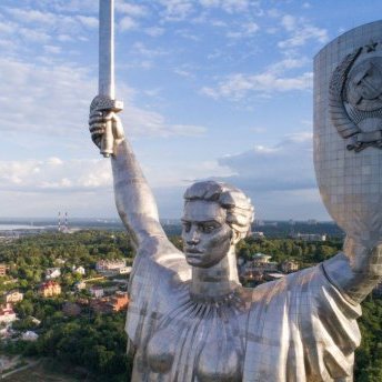 У Києві декомунізують пам'ятник Батьківщина – мати