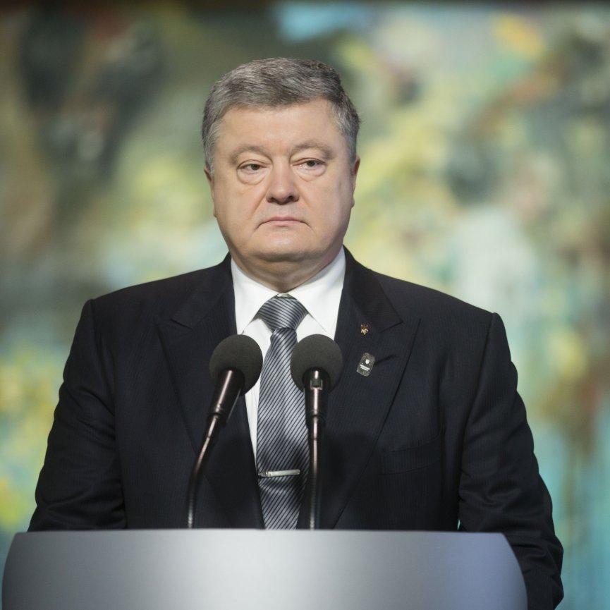 Порошенко зазначає, що реформи в Україні проходять надзвичайно швидкими темпами