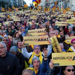 У Барселоні протестували десятки тисяч прихильників незалежності Каталонії