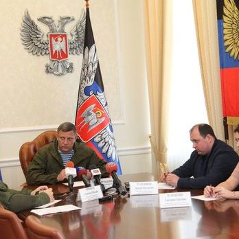 Захарченко заявив, що готовий підписати документ про зняття торговельних мит для угруповання «ЛНР»