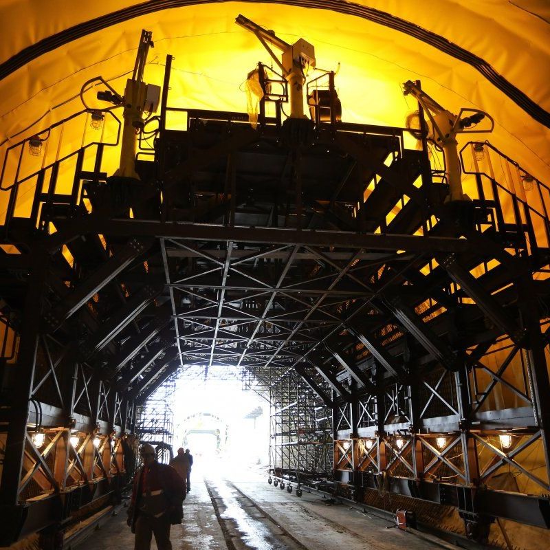 Найбільший інфраструктурний об'єкт останніх десятиліть: сьогодні відкриють Бескидський тунель (фото, відео)