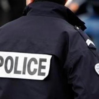 У Франції невідомі розстріляли людей з автоматів: двоє загиблих
