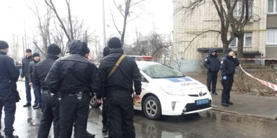 У Києві прострелили голову чоловікові в елітному «Мерседесі»