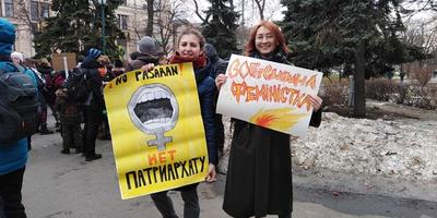 У Харкові відбувся Марш жіночої солідарності, йому намагалися перешкодити радикали (фото)