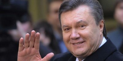 Чекаємо з нетерпінням, конвоєм і наручниками, - Луценко про повернення Януковича