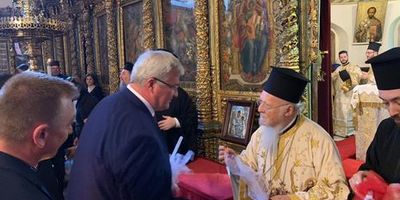 На пасхальній службі в Константинополі послання вселенського патріарха вперше зачитали українською мовою