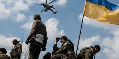 Полторак підписав наказ про підвищення зарплати військовим на Донбасі