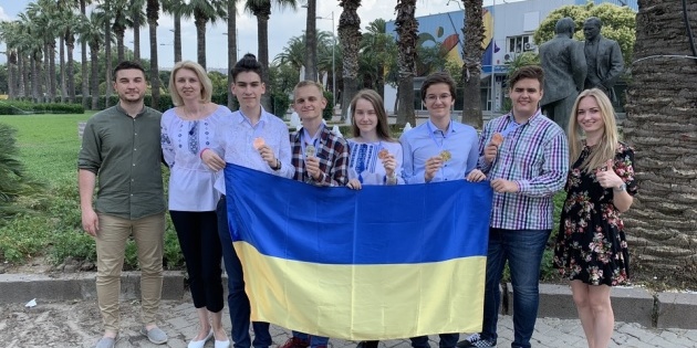 Українські школярі повернулися із «золотом» та «сріблом» з міжнародного наукового конкурсу