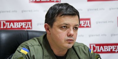 Семенченко подав заяву про скоєння злочину Порошенком під час виведення українських військових з Логвинового