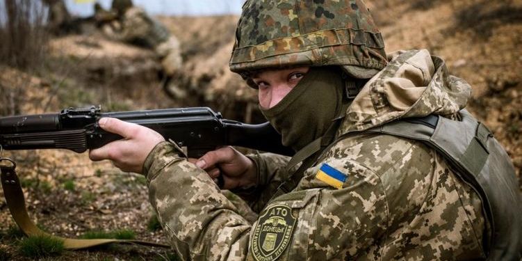 Загострення на Донбасі: кількість обстрілів різко зросла, поранені два бійця ЗСУ