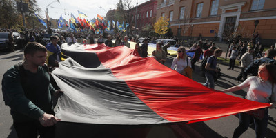 У Києві проходить традиційний марш УПА (фото)