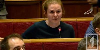 Депутатка Слуги Народу пішла проти партії