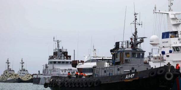 Росія повернула Україні захоплені кораблі