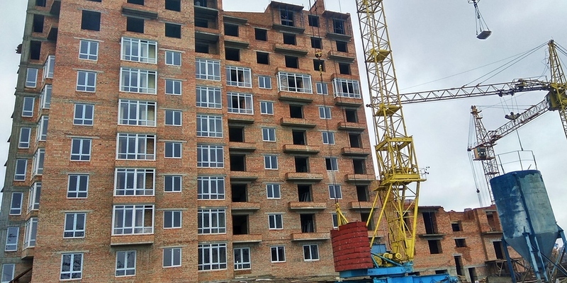 Фінансово-будівельна піраміда. У Києві заморозили будівництво понад 13 тисяч  квартир
