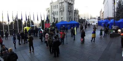 «Варта на Банковій»: під Офісом Президента досі проходить акція