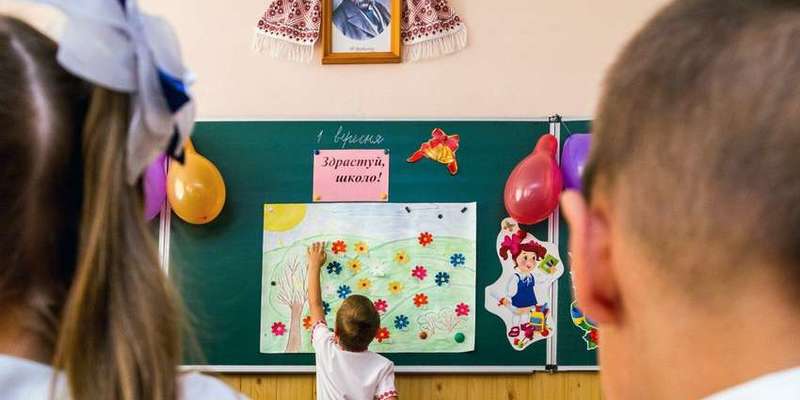 Батьки кримських школярів просять Путіна повернути українську мову навчання