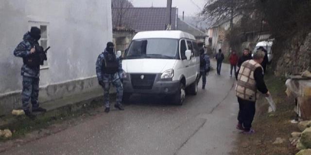 Окупанти проводять обшуки у кримських татар у Бахчисараї: реакція прокуратури Криму