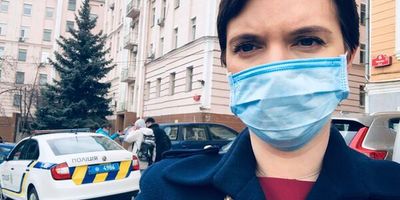 Лікарі без масок і 200 тестів: Соколова розповіла про лікарню під коронавірус