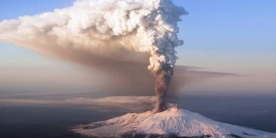 Почалося виверження найбільшого в Європі вулкана Етна (відео)